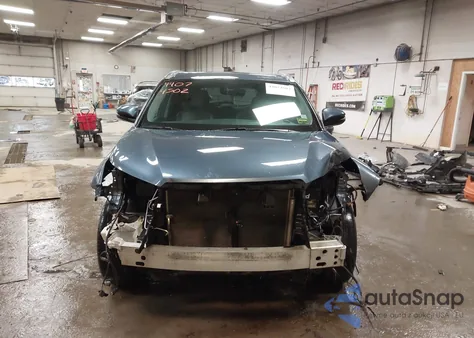 2018 Toyota Highlander Xle z USA, uszkodzony, nr VIN 5TDJZRFH7JS891012